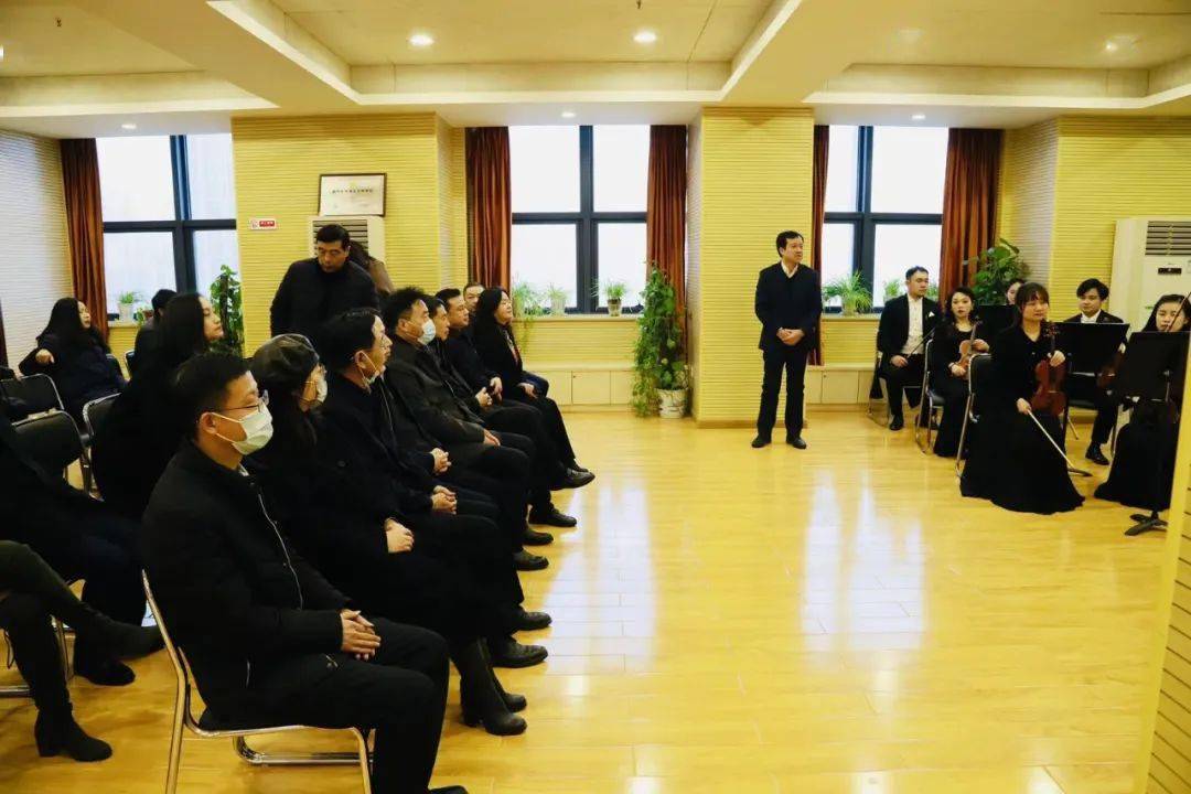 湖南省演艺集团党委书记,董事长吴友云,党委委员,副总经理刘睿懿,党委