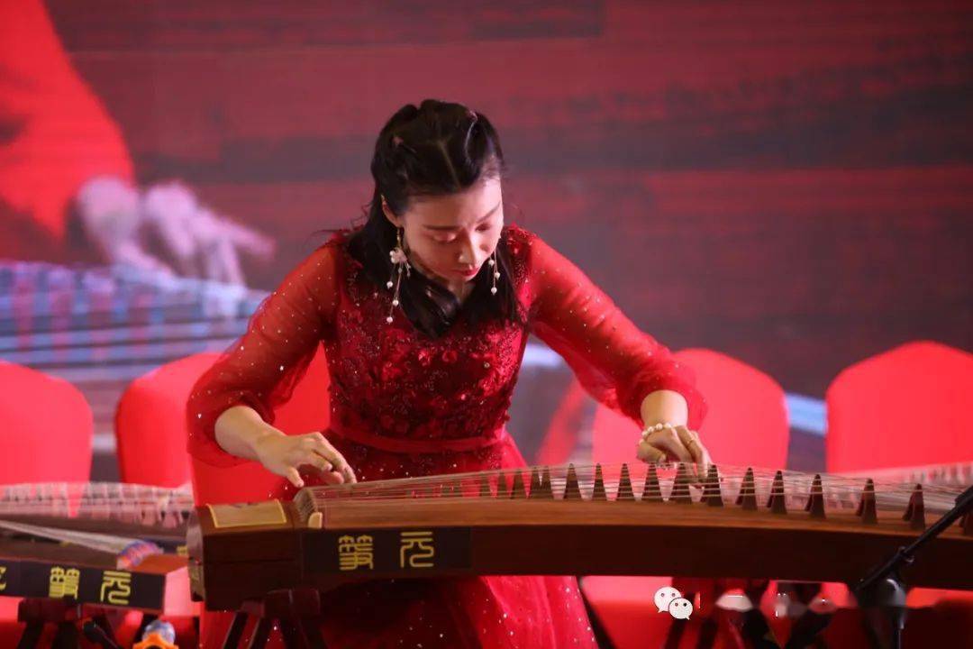 【筝元艺术学院】2021跨年新春音乐会古筝合奏《欢乐中国年》那就祝愿