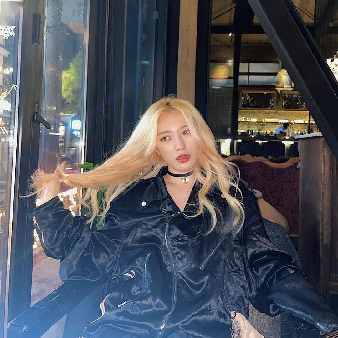 最新李汉娜ins更新照片 67676767