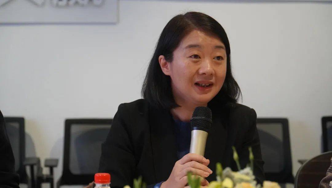 市卫健委党委委员陈娜对这项工作的推进给予了充分肯定.