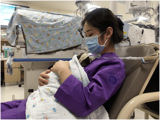 浙一nicu的护士姐妹们主动提出来在忙碌的工作中抽出部分护士姐妹们的