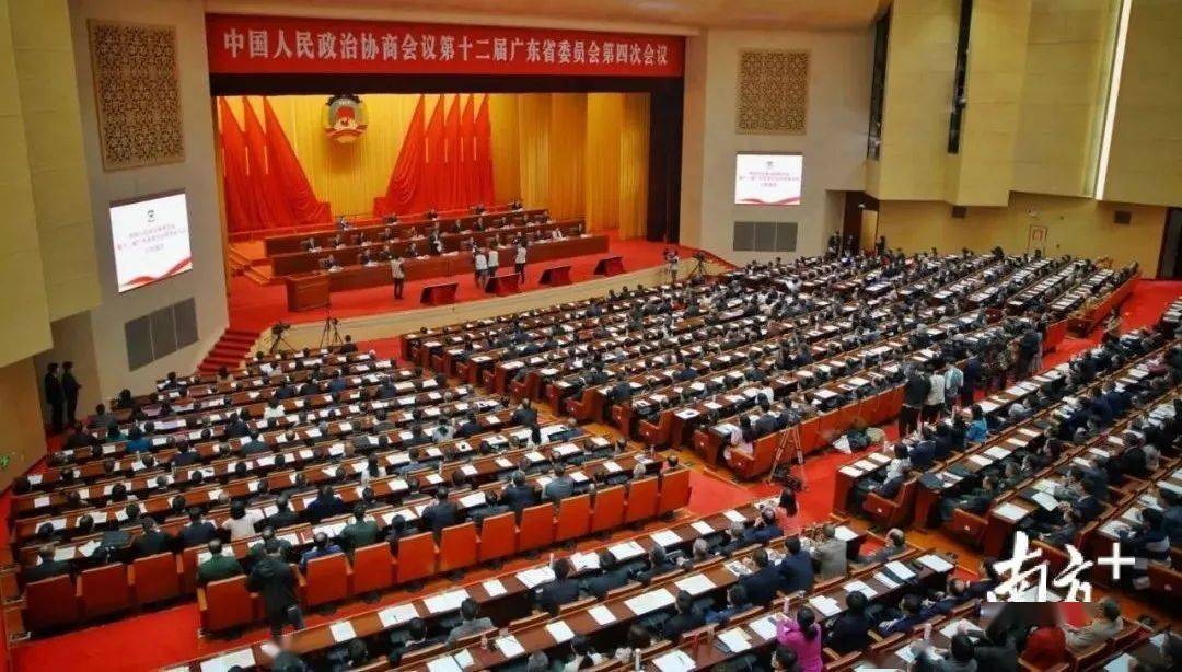 两会会客厅省人大代表李楚源打造大湾区中医药产业高地