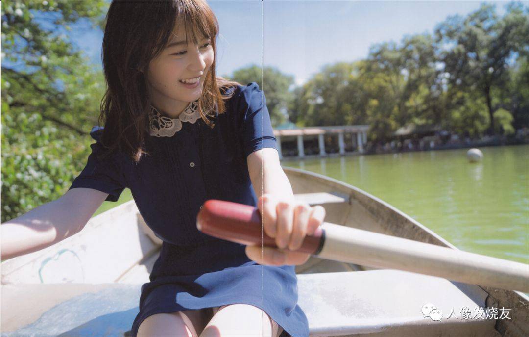 写真集丨生田绘梨花新生代写真女王