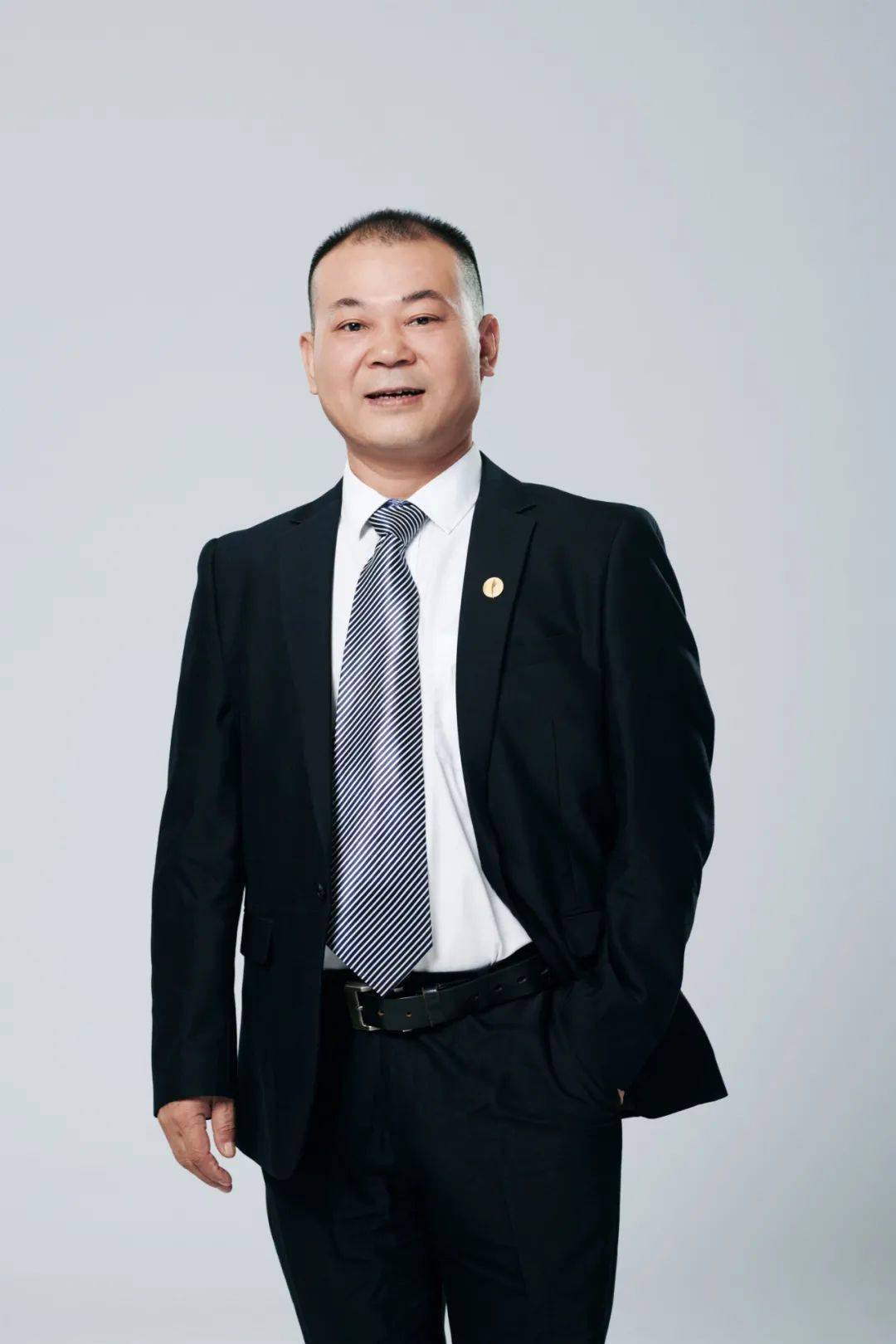 讲诚信懂规矩守纪律敢担当有作为龙华中英文实验学校