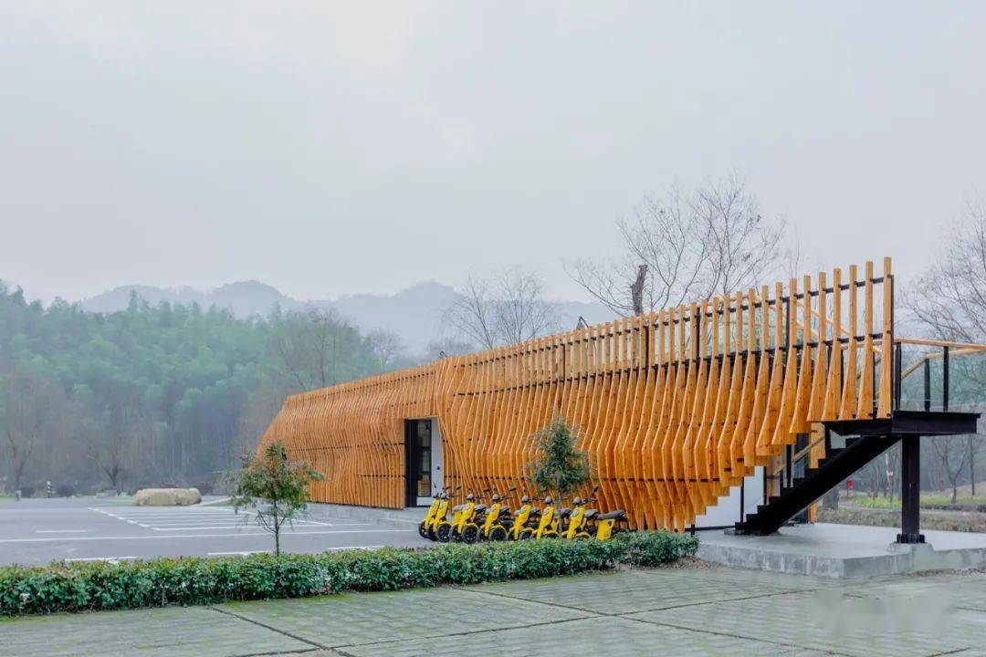 偏远乡村的初体验汤家庄村游客中心