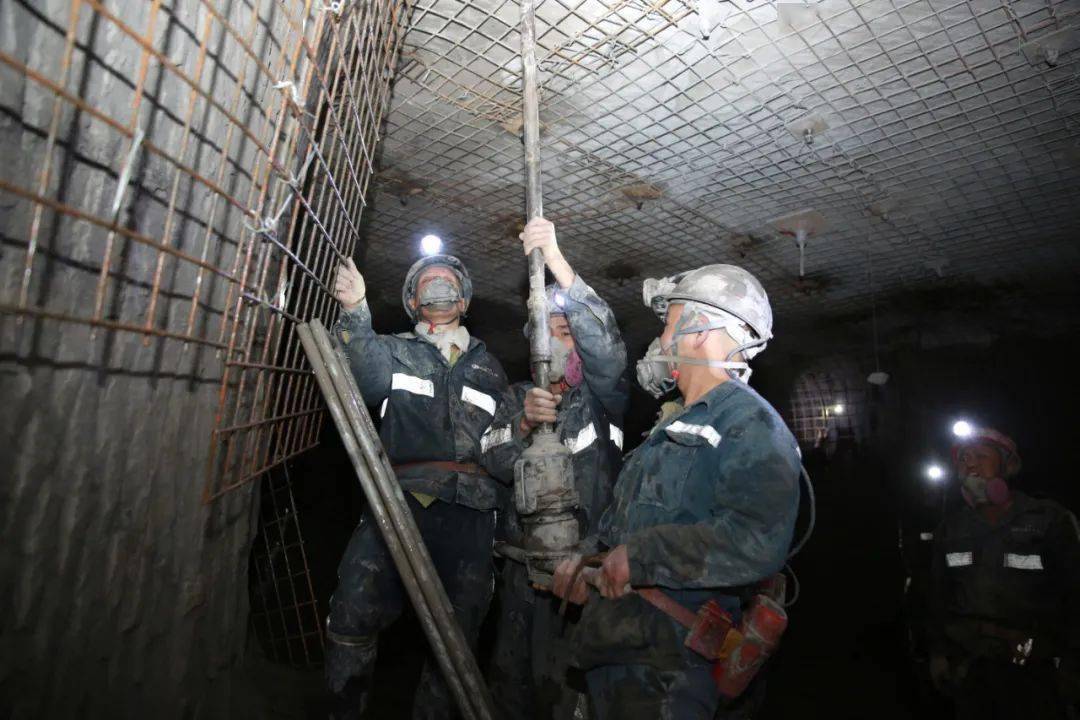 榆林市巴拉素煤矿图片