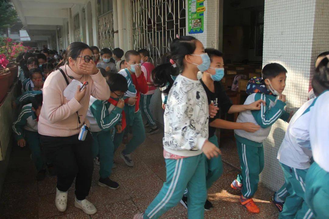 绿色教育总结展望回顾促成长翘首展未来佛山市白燕小学举行2020学年第