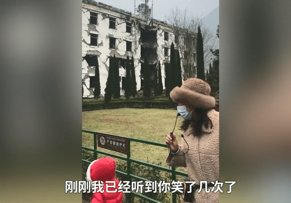 热评 | 在汶川地震遗址说笑，你的敬畏和悲悯去哪了？