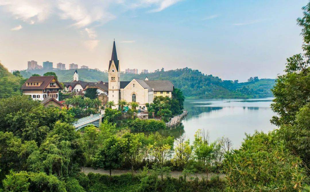 粉红小屋,巧克力喷泉,巧克力球,惠州又一网红打卡点诞生!