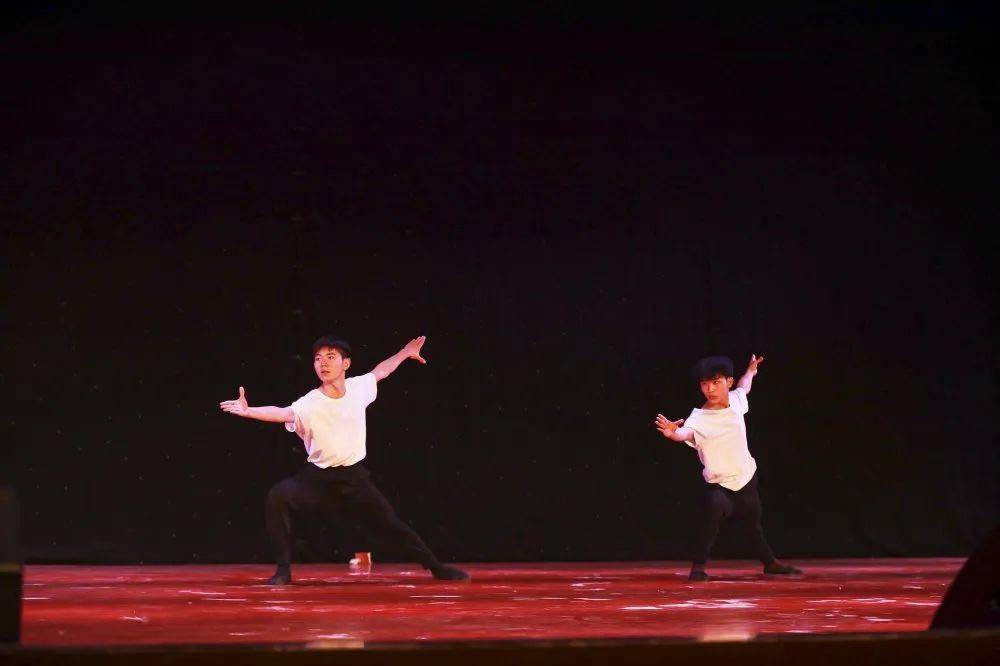 音乐的基本功有哪些 1886b7f1af94431f815f41e33725b5ca.jpeg