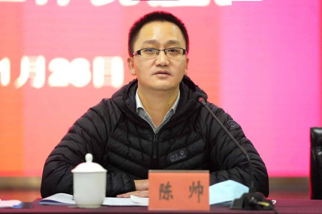 镇党委书记陈纪忠充分肯定了奉城镇2020年工作取得的成绩.