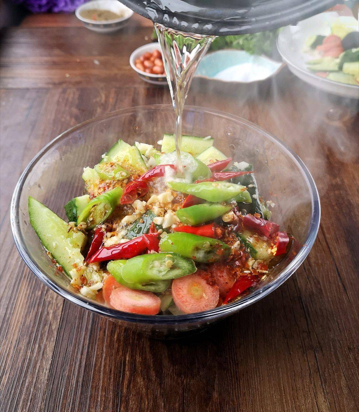 冬天少不了这道下饭爽口的凉拌菜,清爽又好吃,香辣又开胃