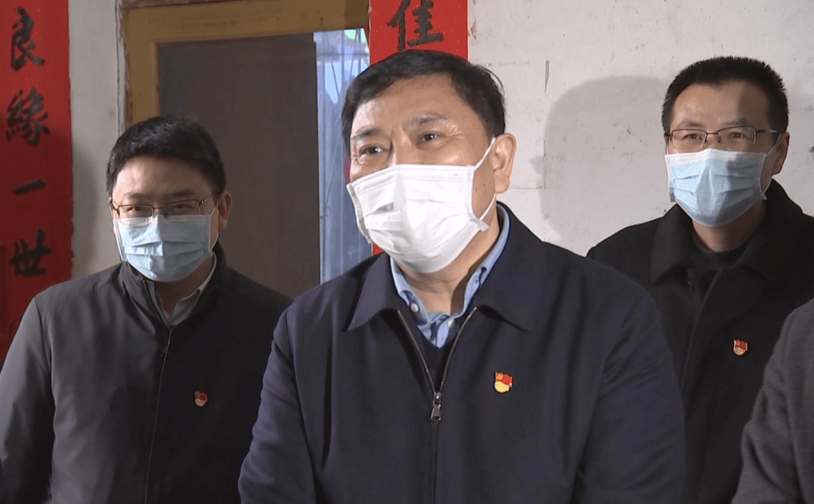 李镇发到南昌县走访慰问结对帮扶村并调研村(社区)"两委"换届选举工作