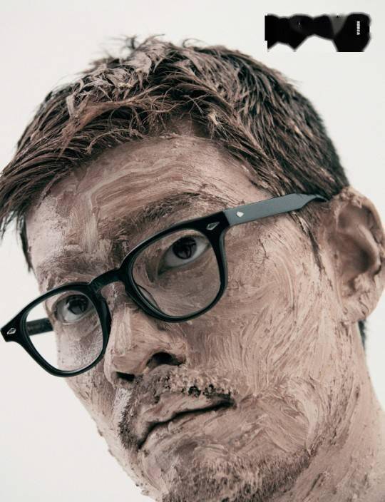 韩国歌手张基河最新杂志写真曝光