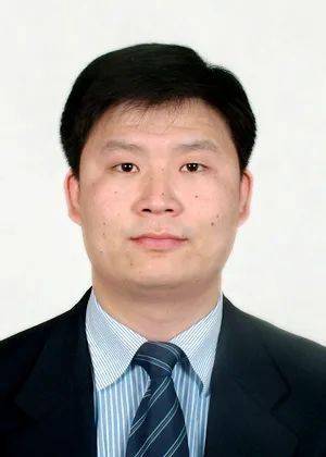 王亚松:原河南博物院志愿讲解员(主讲:原河南博物院主体8厅陈列:"中原