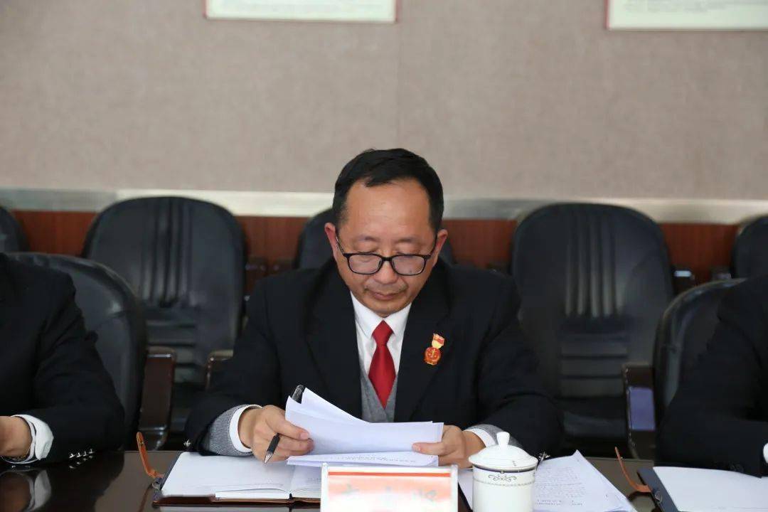 教训专题民主生活会整改落实情况,李志坚代表院领导班子作对照检查