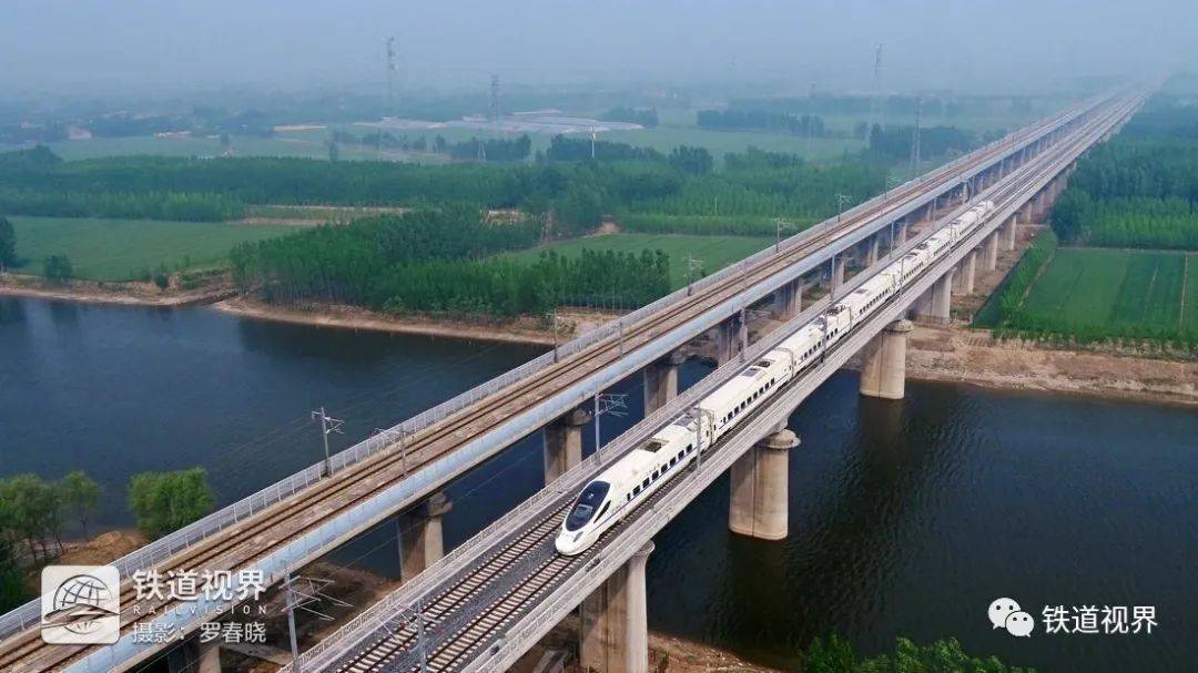 青银通道:石济高铁 太绥高铁已完成预可研工作;由于太中银铁路运营