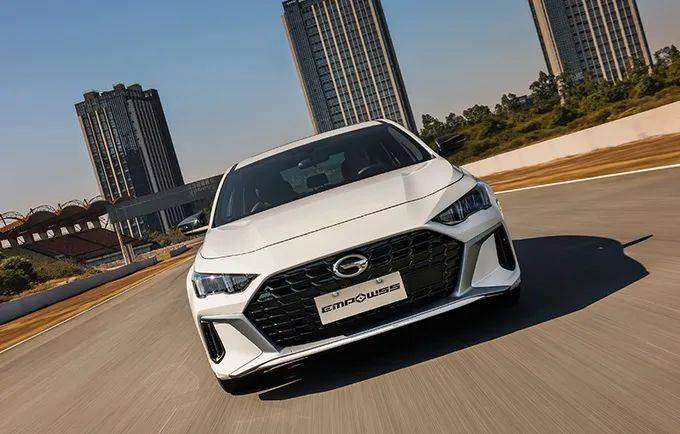 广汽传祺全新轿车即将开售,强动力搭溜背造型,9万就能买