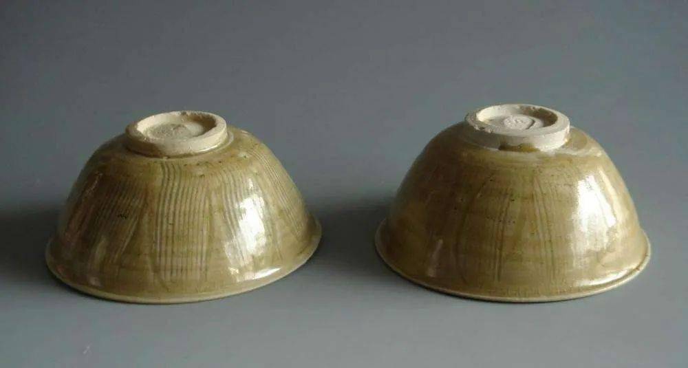 在一千年前的宋元时期,汀溪窑的窑火生生不息,珠光青瓷通过兴盛的海上