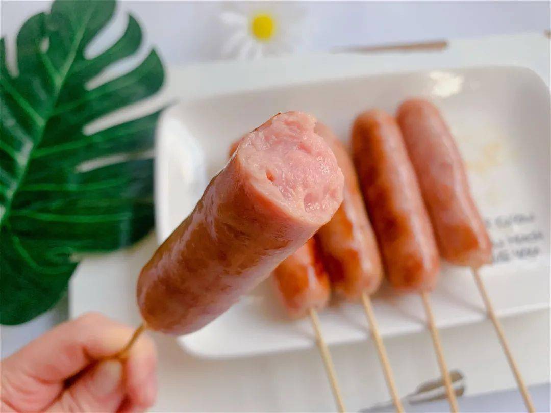自制q弹爆汁脆皮肠皮脆肉嫩爆好吃