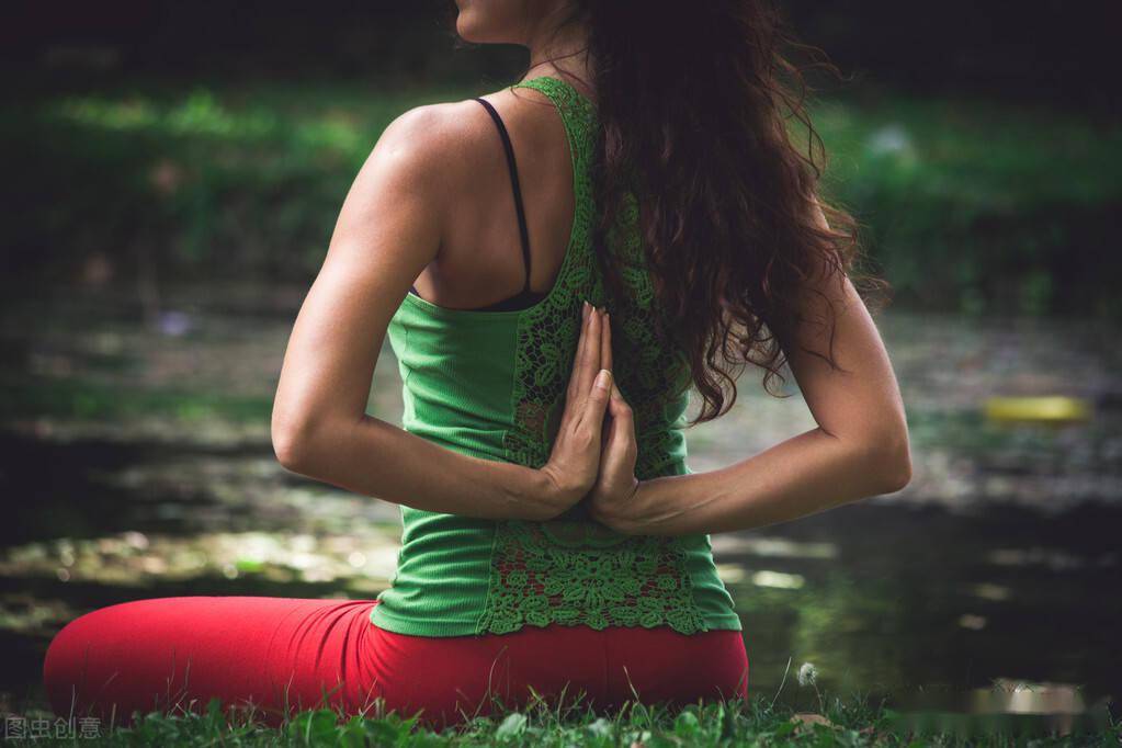 同时良好体态的力量及其对健康有着很大的影响.