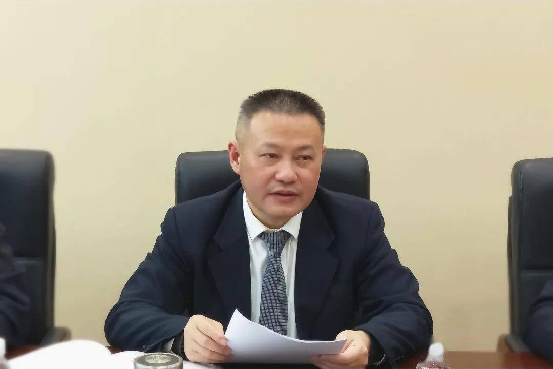 对中国二十冶党委副书记,总经理徐立所作的题为《夯实管理基础 提升