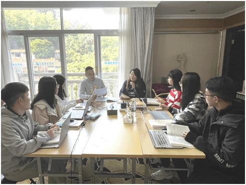 公共管理研究生蔡树鹏,黄志清,吴美婷;行政管理创新班19级本科生杨景