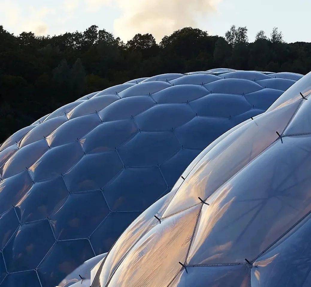 转发一起仰望星空高透光环保新材料etfe