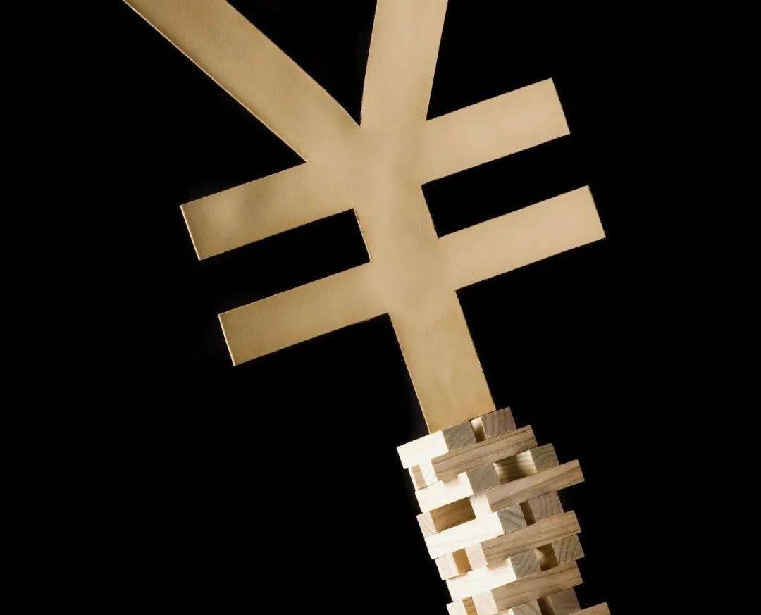 三口之家持股99%,业绩持续下滑。现在IPO需要融资,扩大生产...