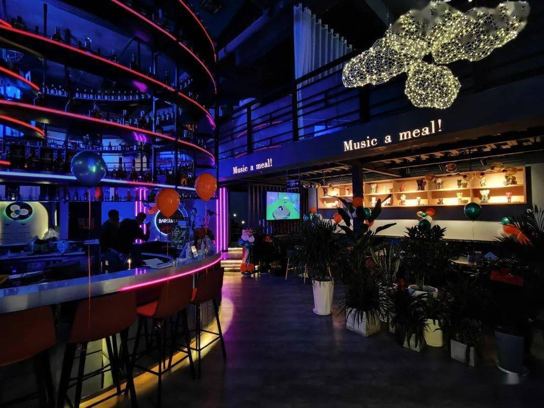 营山娱乐新地标麓岛酒吧