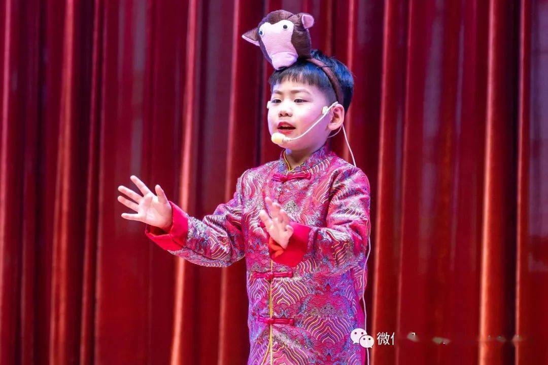 多彩中国梦童迎幸福年东方明珠幼儿园第五届春节联欢会圆满落幕