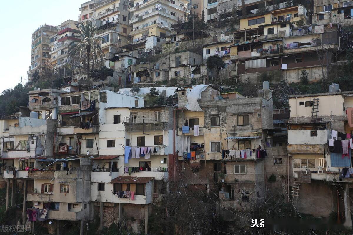 探访利比亚首都的黎波里楼房层层叠叠的民众慢生活