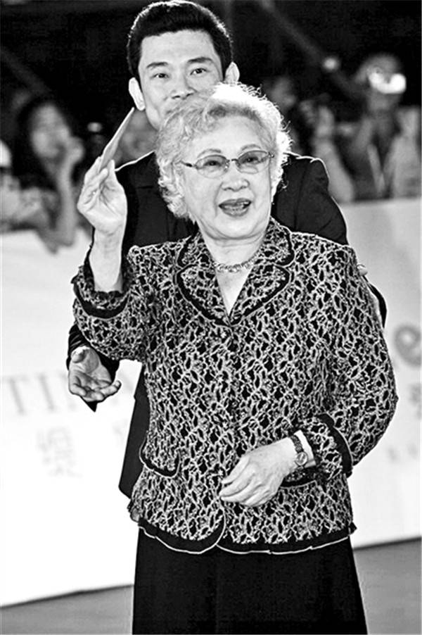 孙道临,秦怡,王丹凤,赵丹,白杨,张瑞芳,谢添,崔嵬,陈强,张平,于蓝