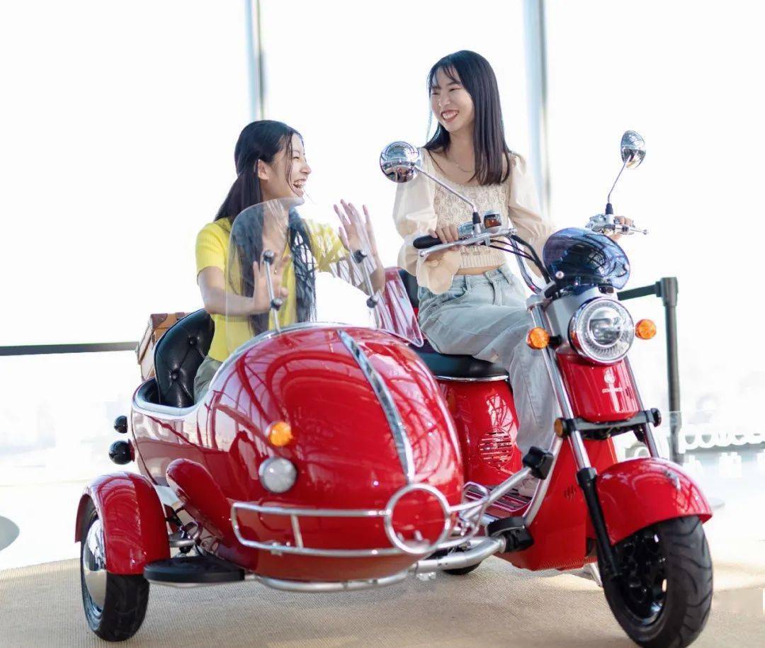 新年新气象小帕带你穿越人潮汹涌