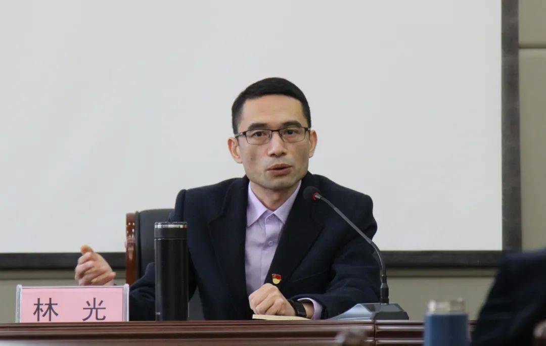 定海区教育局组织参加全省教育系统工作视频会议