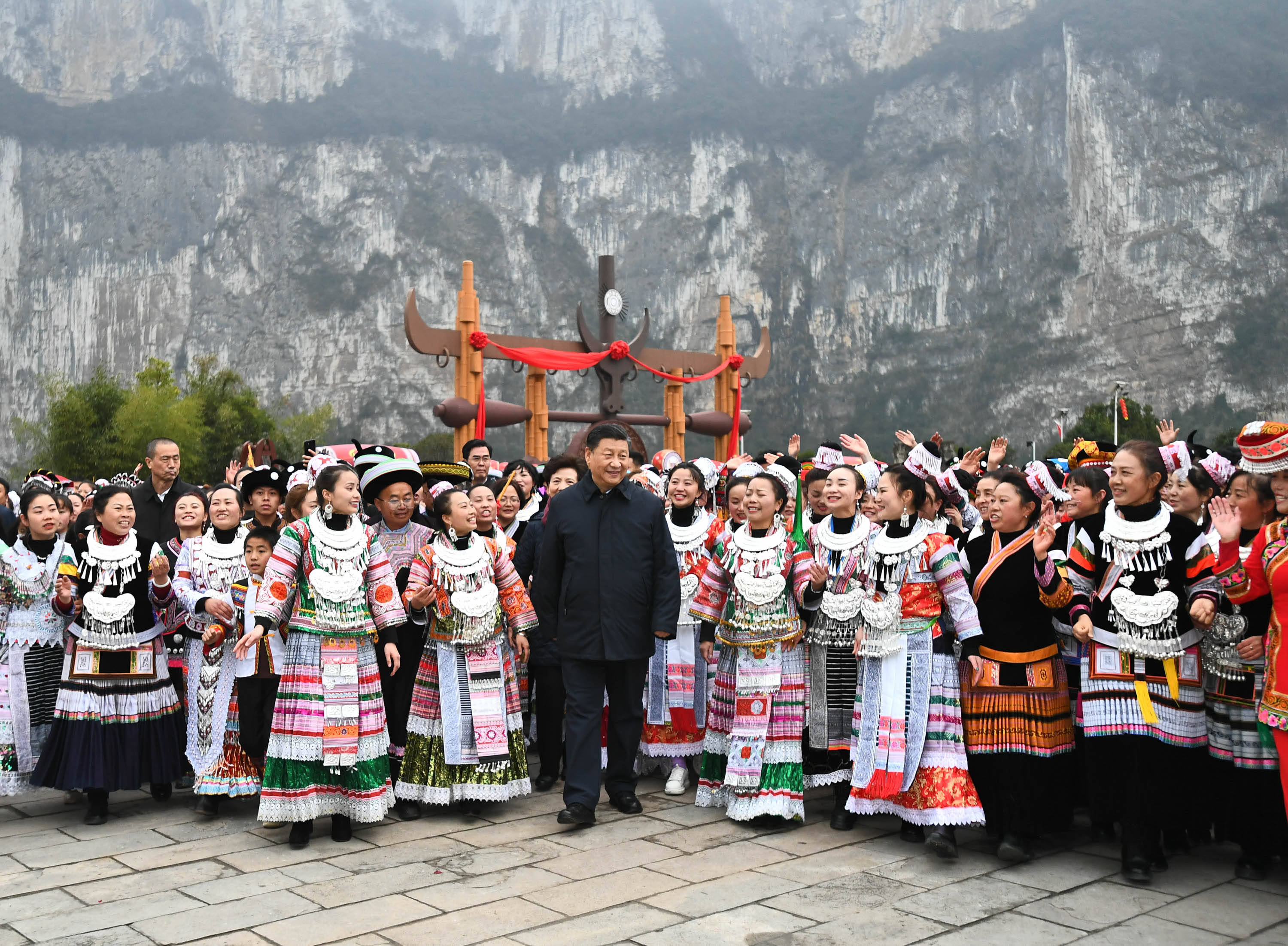 赫章县有多少少数民族人口_赫章县刘建平贪污多少(2)