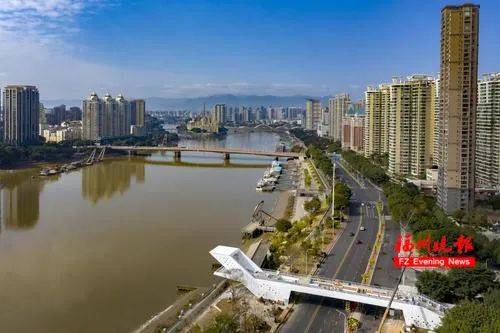 与瀛江路交叉口附近位于江滨中大道明日正式开放通行吉道天桥拥有瞰江