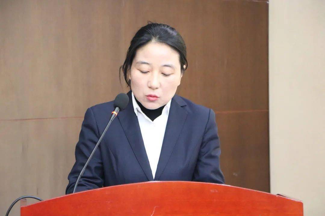 区域经理王隽,有色研究院院长张昕等汇报了2020年度工作和2021年的计