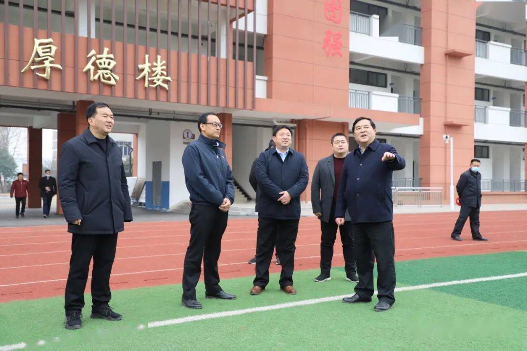 送上祝福 致以敬意 李征看望慰问我市拔尖人才