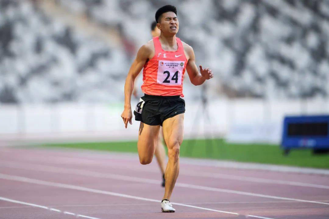 田径协会短跑项群基地赛第二站 李文杰 梁小静分获男女百米冠军