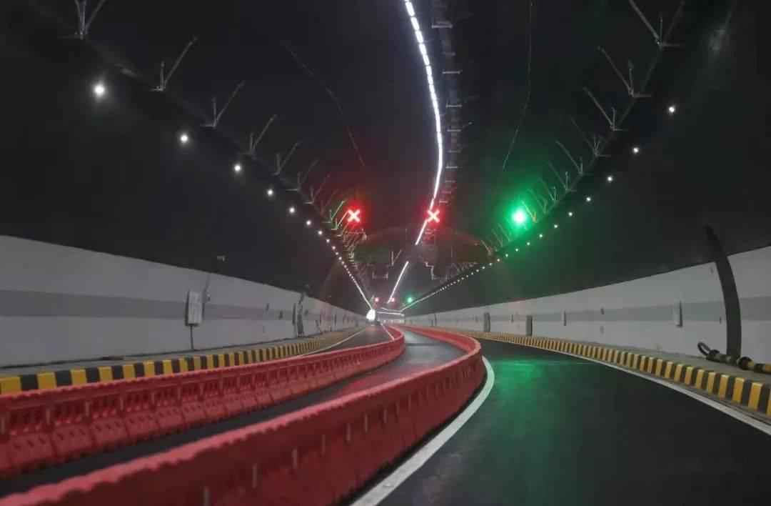 捷报传来!泉州东海到动车站20分钟!_隧道