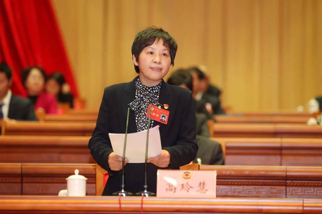 嘉兴市政协八届五次会议胜利闭幕