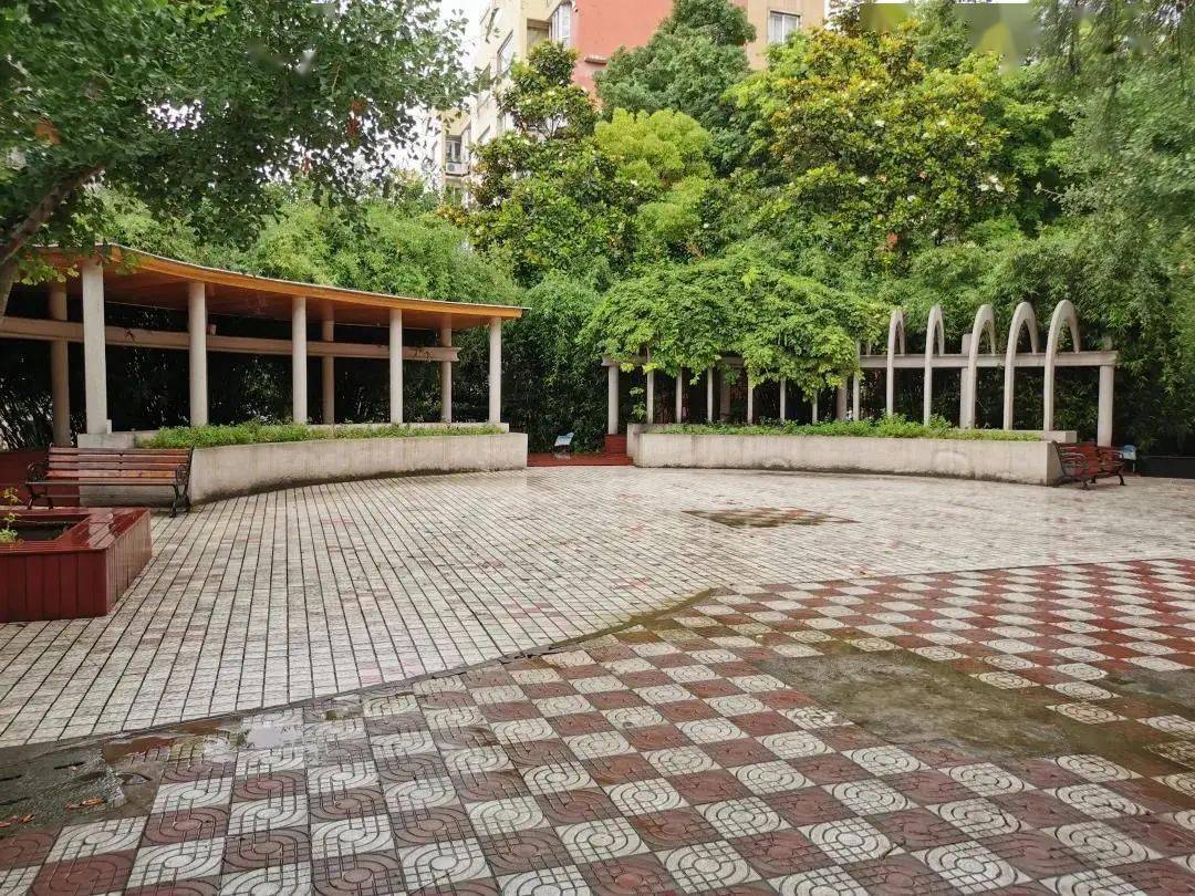 环境好了设施全了服务多了普陀这个小区幸福上新爱申活暖心春