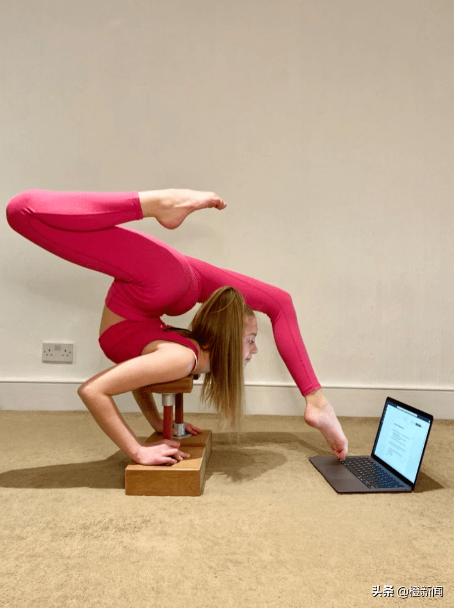 很多学生单是做功课已经叫苦连天,这位13岁女孩roxy kobyliukh居然