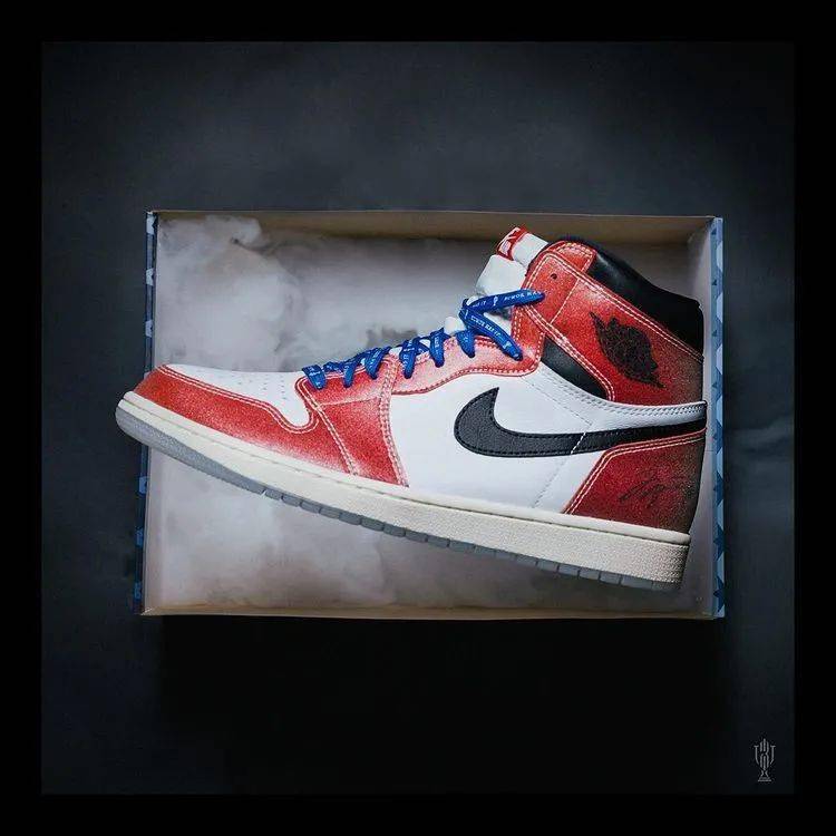 超限量trophyroomaj1官宣本周发售鞋贩高调炫后门鞋友怒喷官方表达不