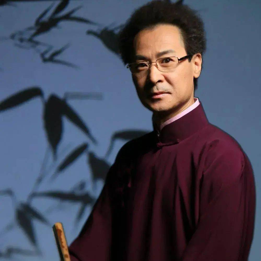 臻沪剧名家连线嘉宾▼12:00-13:0002司徒纯纯主持人▼曹 晖/ 湖南著名