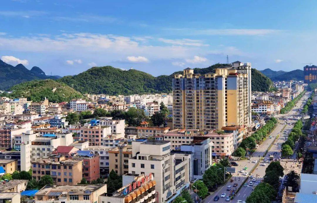 航拍镇宁崛起中的大镇宁点赞镇宁