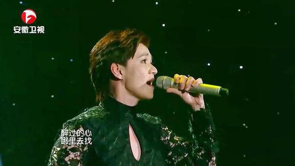 综艺柯以敏再唱经典金曲太傻同行们全都膛目结舌