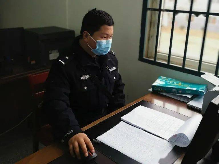 付成 饶州监狱十二监区一分监区副分监区长 一级警员在疫情面前,他