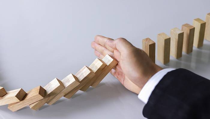 董事长“实锤”总经理后续：华信信托还涉嫌经济